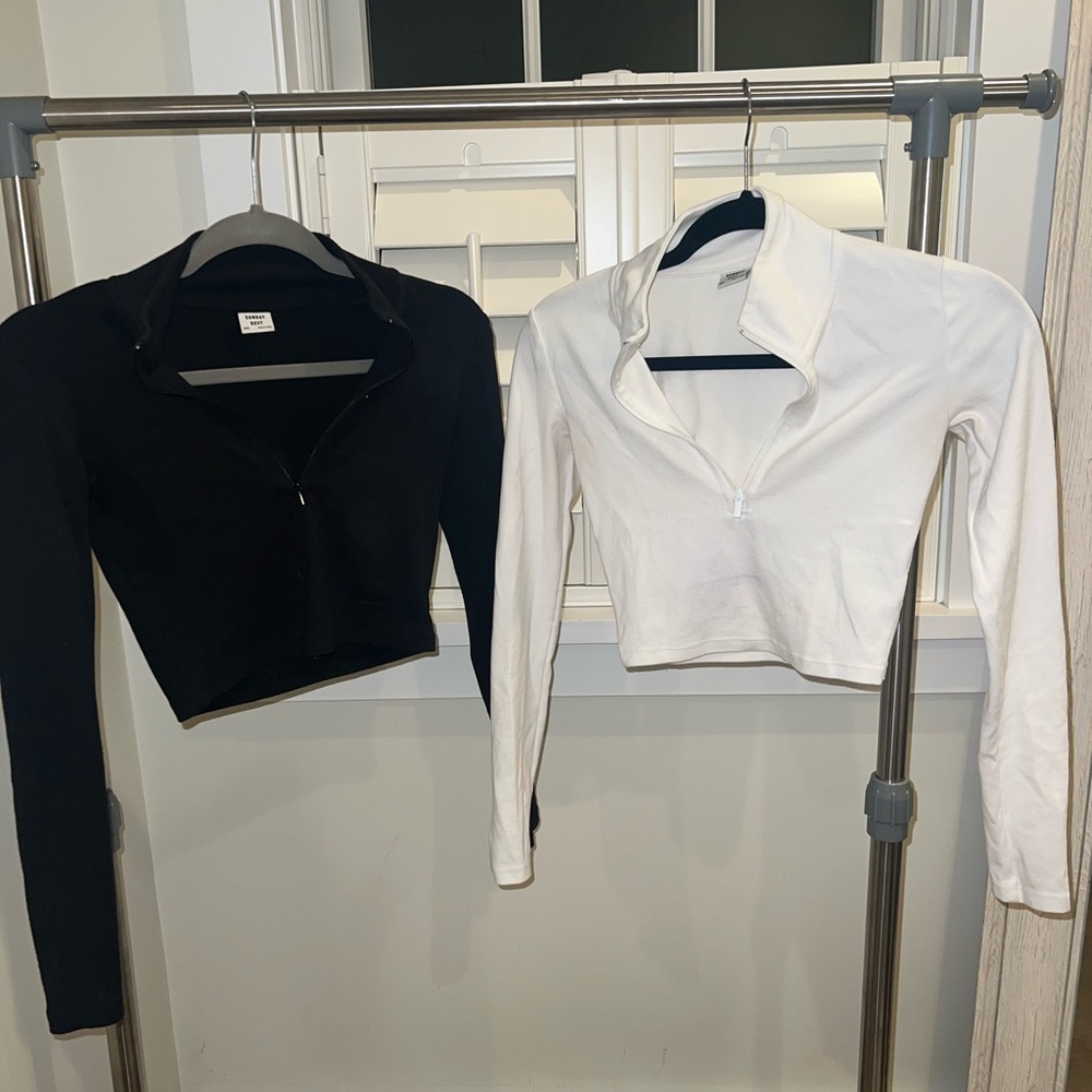 ARITZIA Sunday Best Cropped Quarter Zip